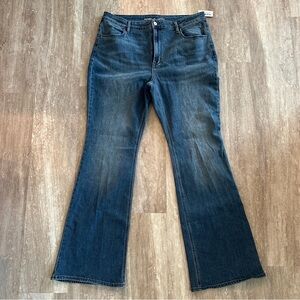 NWT Old Navy Classic Blue Women's Jeans with flare Sz 16